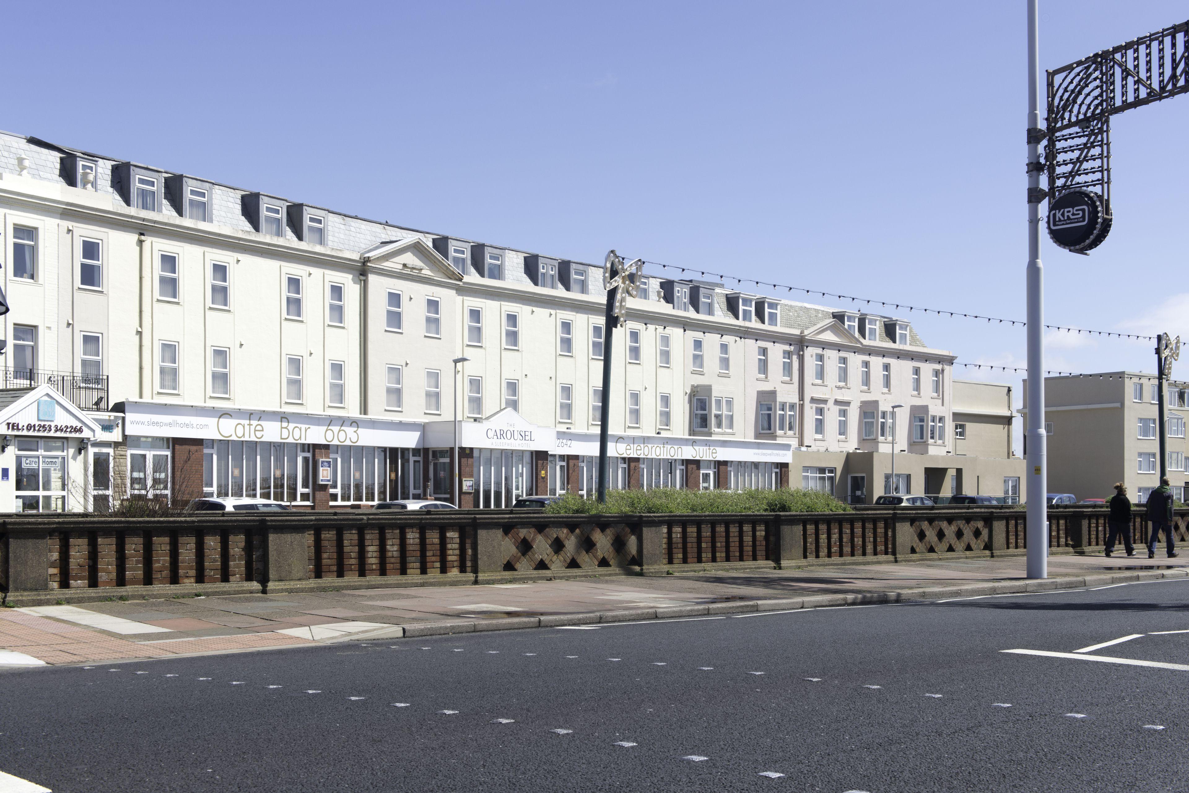 Carousel Hotel — Photos 2